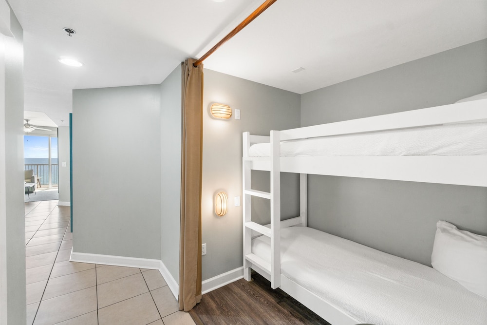 Grand Panama Beach Resort by Panhandle Getaways