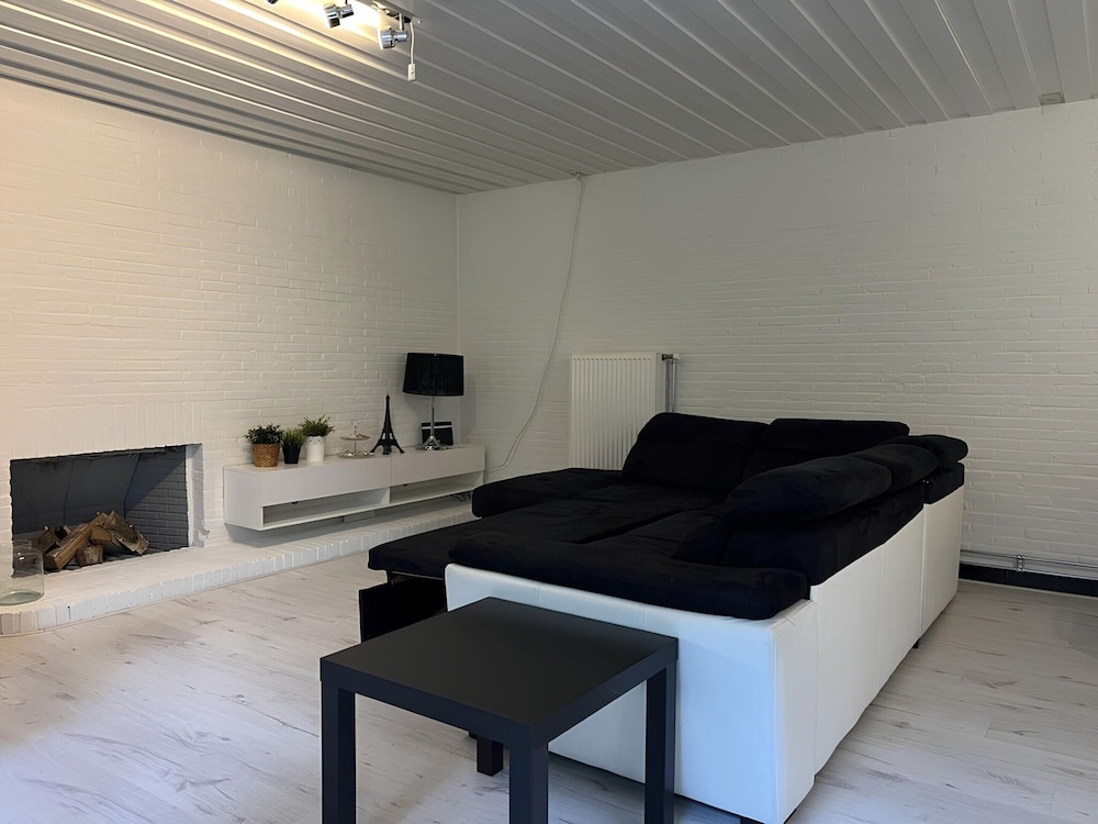 Lovely Chalet in Arendonk With Terrace