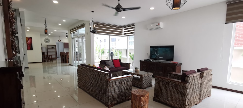 Palm Residence photo 5