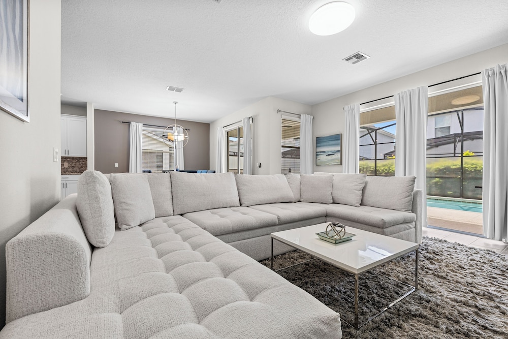4718 Sleepy Hollow Drive