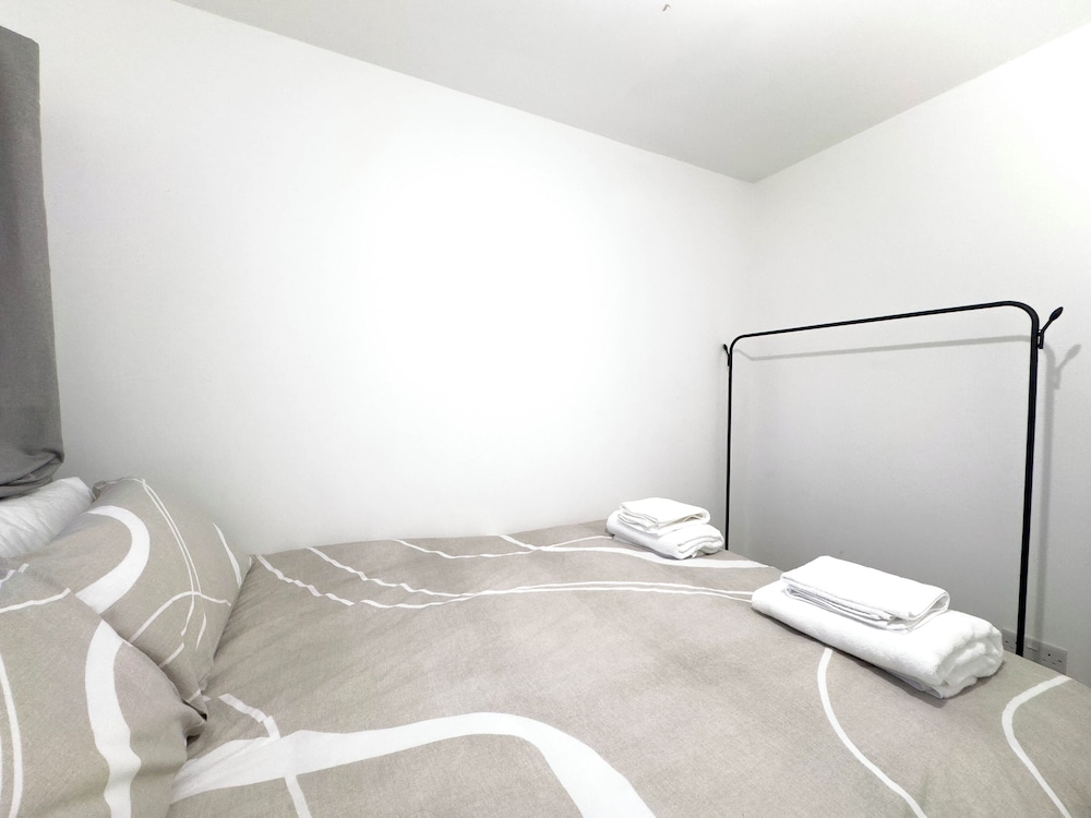Southend Retreat King Suite
