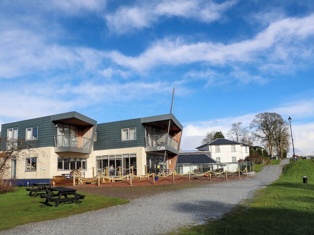 Crathie Lodge