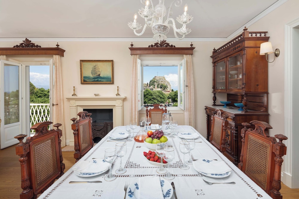 Nafsika's Grande Residence in Corfu Town