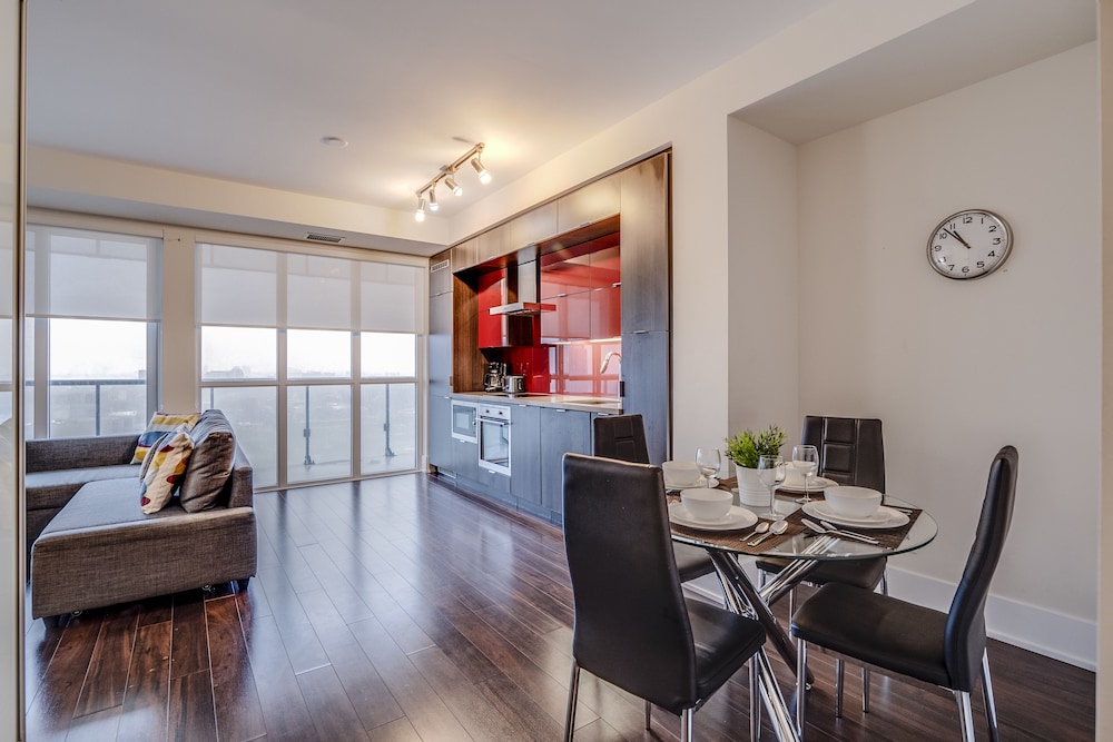 Galaxy Suites 300 Front Unit 3003 - Image 5