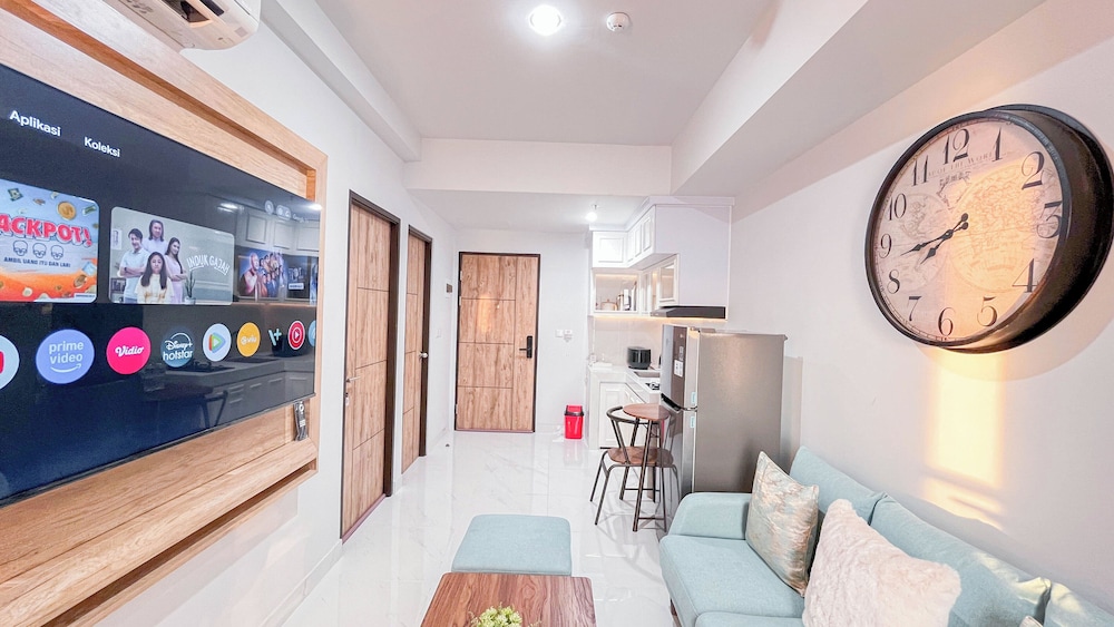 The Simply Look 1Br Apartment At Delft Ciputra Makassar