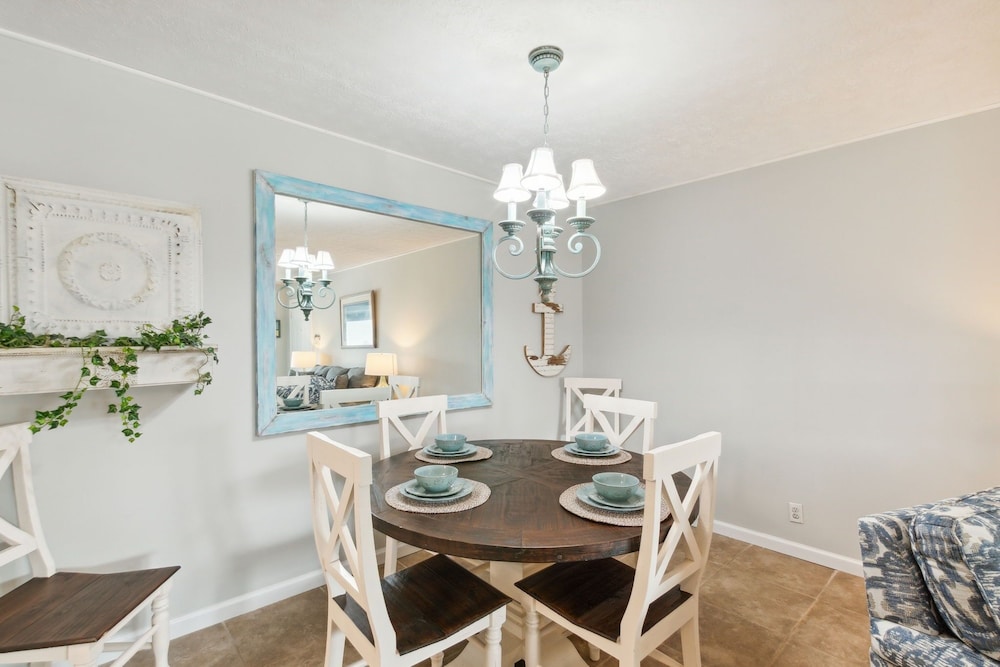 Fernandina Shores 6392 2 Bedroom Condo