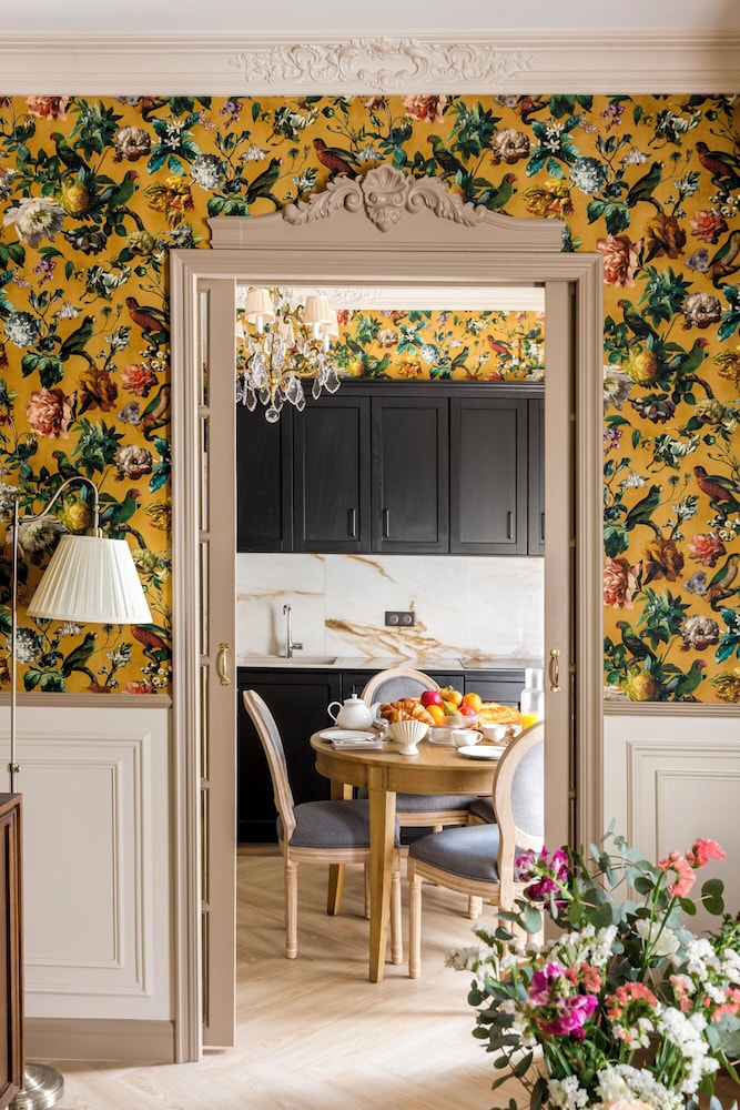 Merveil Signature Suite - Alfred