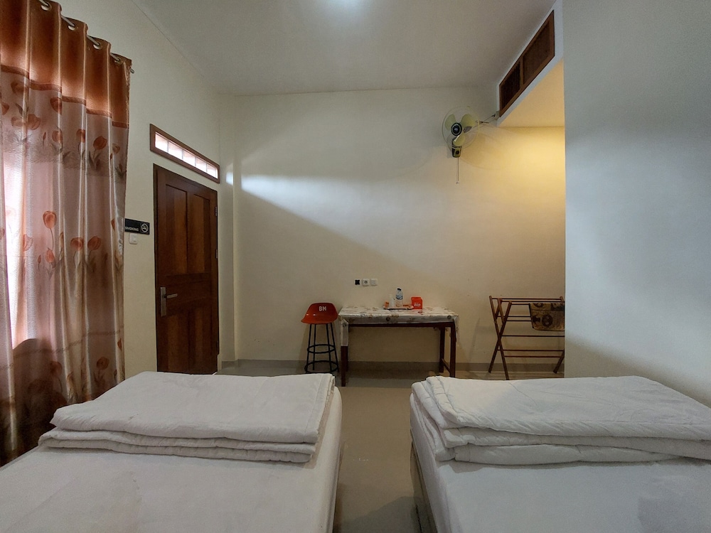 Gondang Sivali Hotel