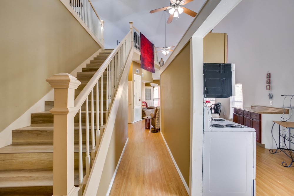 Quiet, Quirky Country Escape Near Pearl River! view 5
