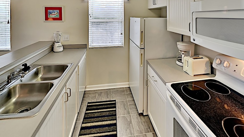 Ibis 805 A 2 Bedroom Condo