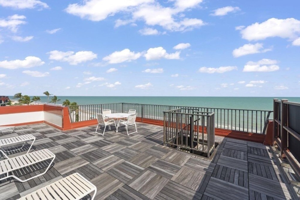 Pointe Santo A44 3 Bedroom Condo