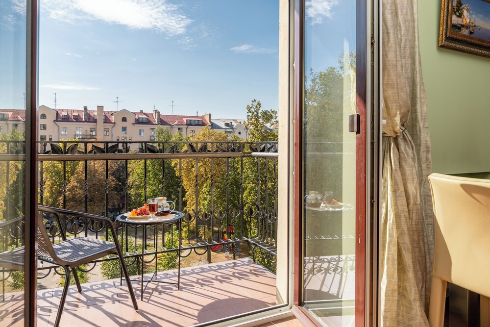 Elegant apartment in the city center