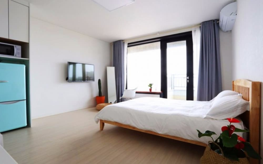 Pension Gonae 1101 Jeju view 3