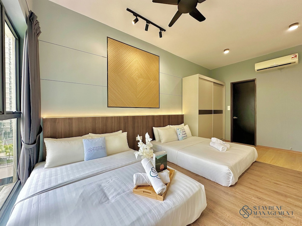 Country Garden Danga Bay Sea View Homestay by Stayrene