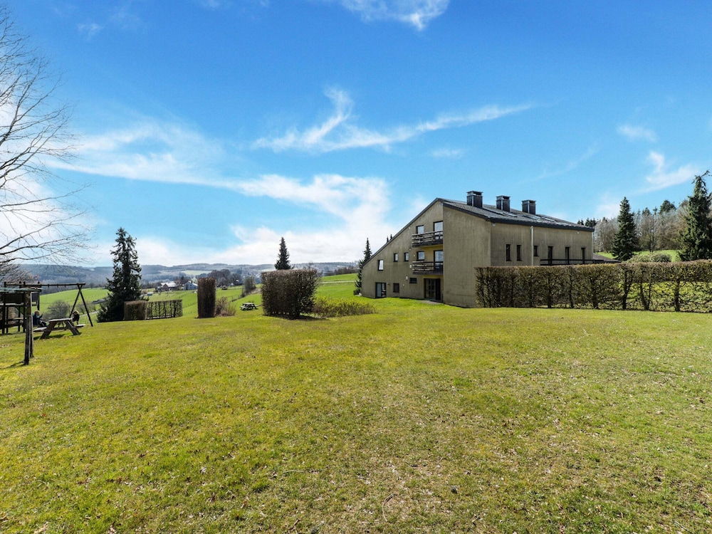 Holiday Home Les Hirondelle for 8 Persons