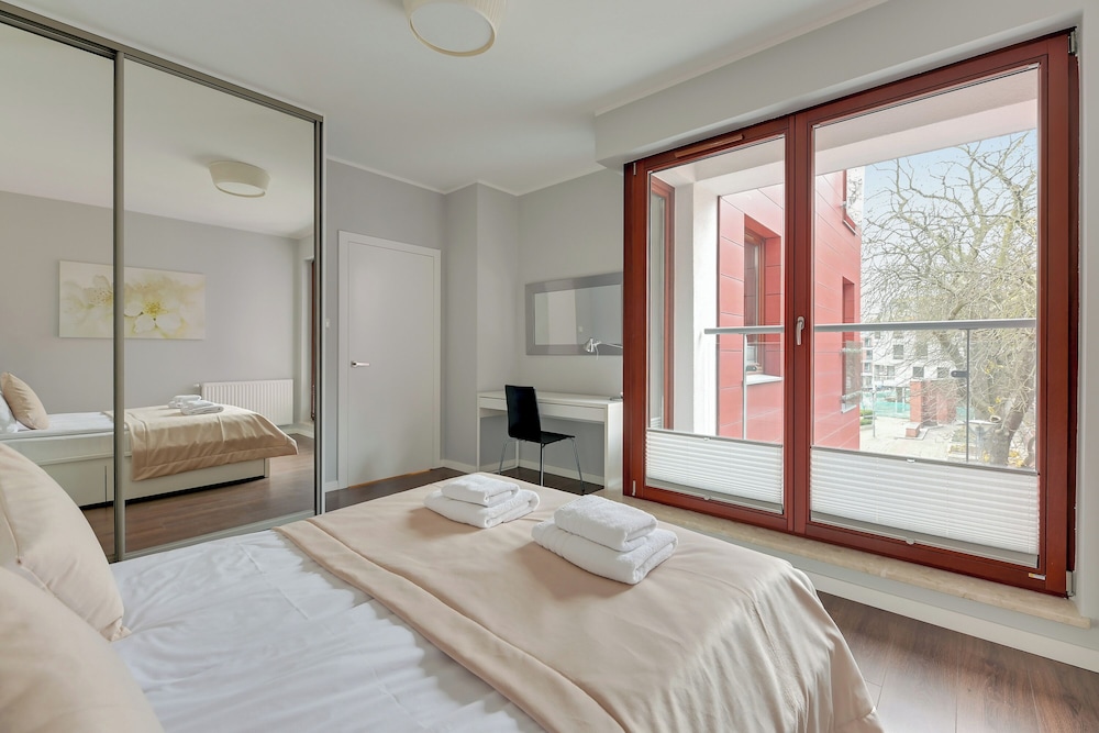 Garnizon & Parking by Downtown Apartments