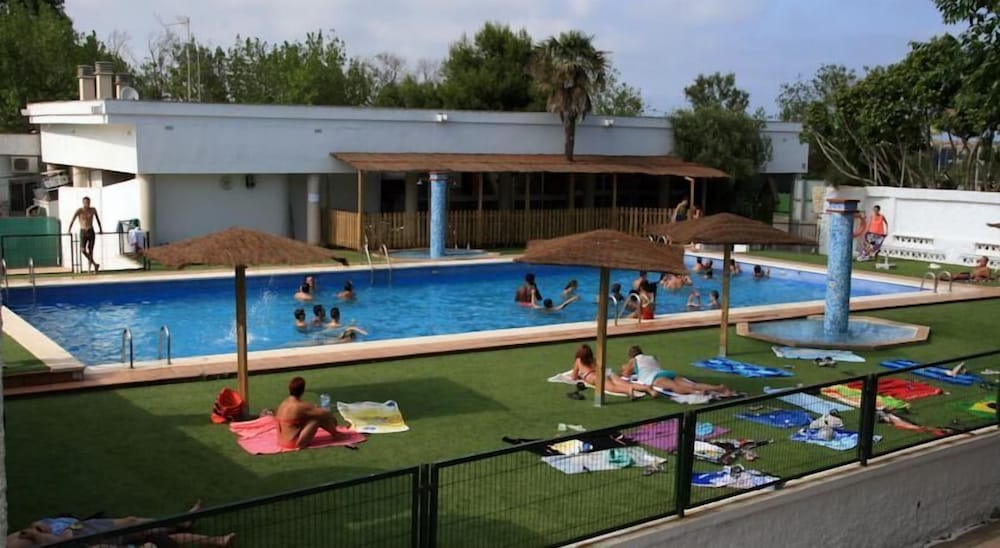 Las Fallas Camping