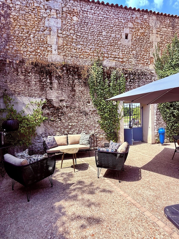 Le Patio Bleu