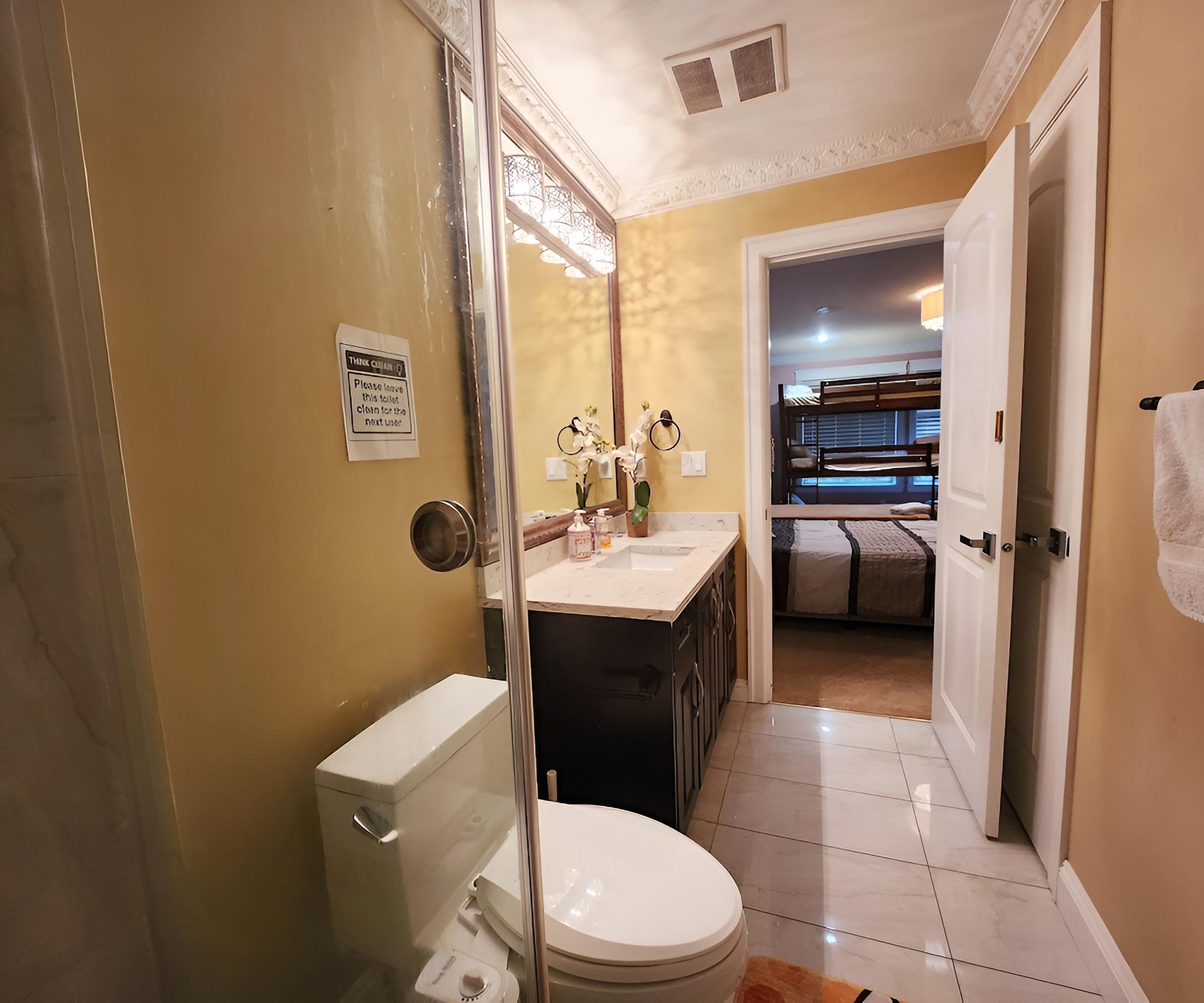 Surrey Vacations - The Empress Palace - Property Image 9