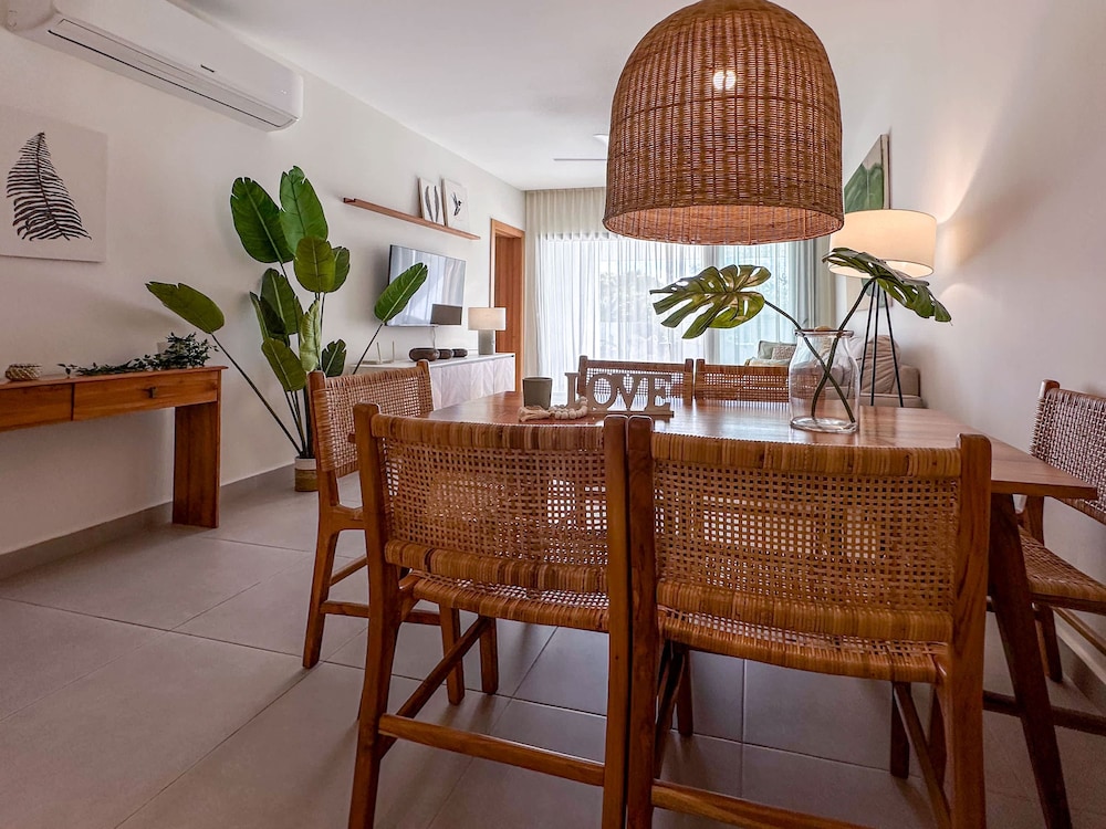 Fantastic new Golf View Apartment