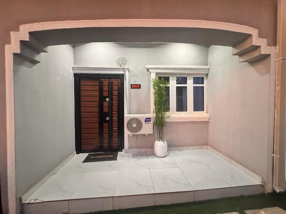 PrimeAxis Apartment