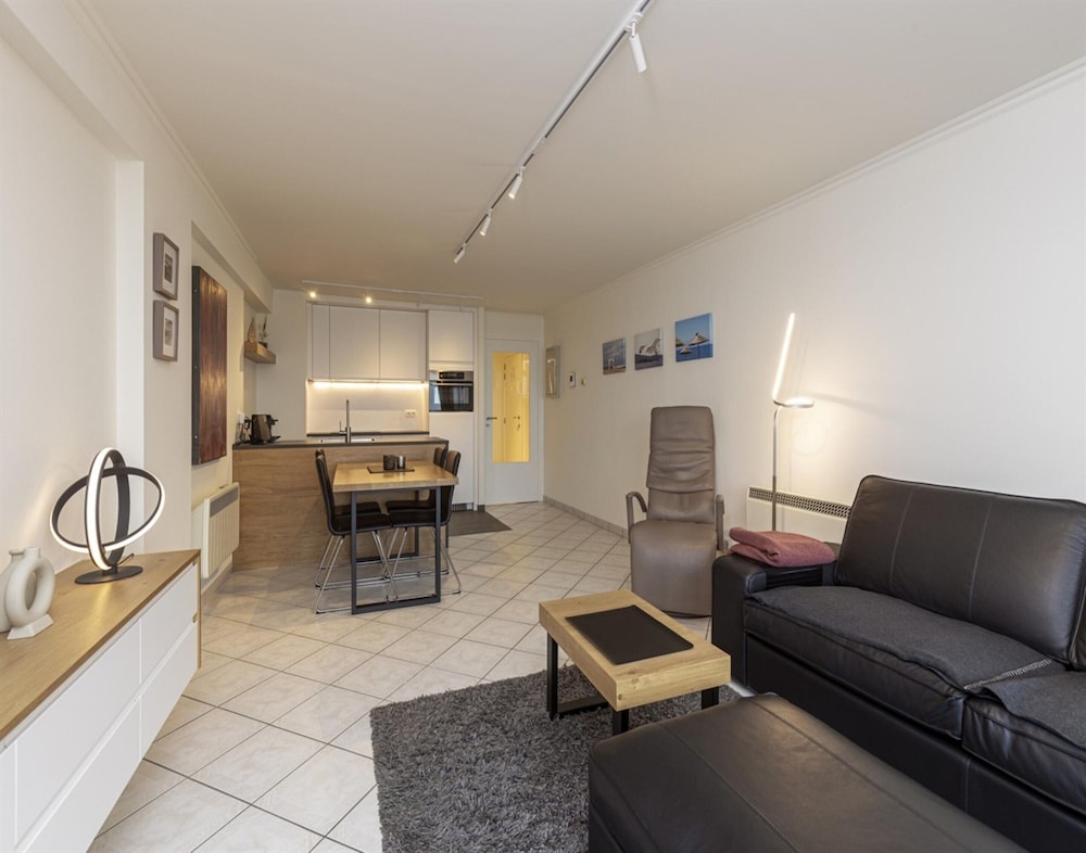 Apartment in Blankenberge With Terrace