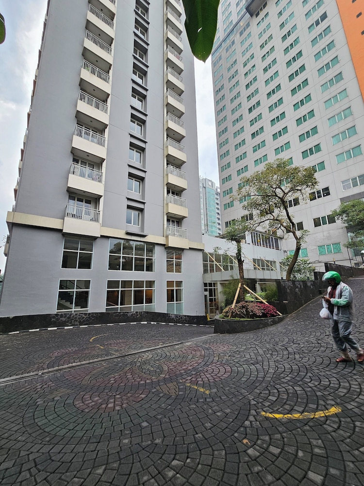 Galeri Ciumbuleuit Apartment at Bandung