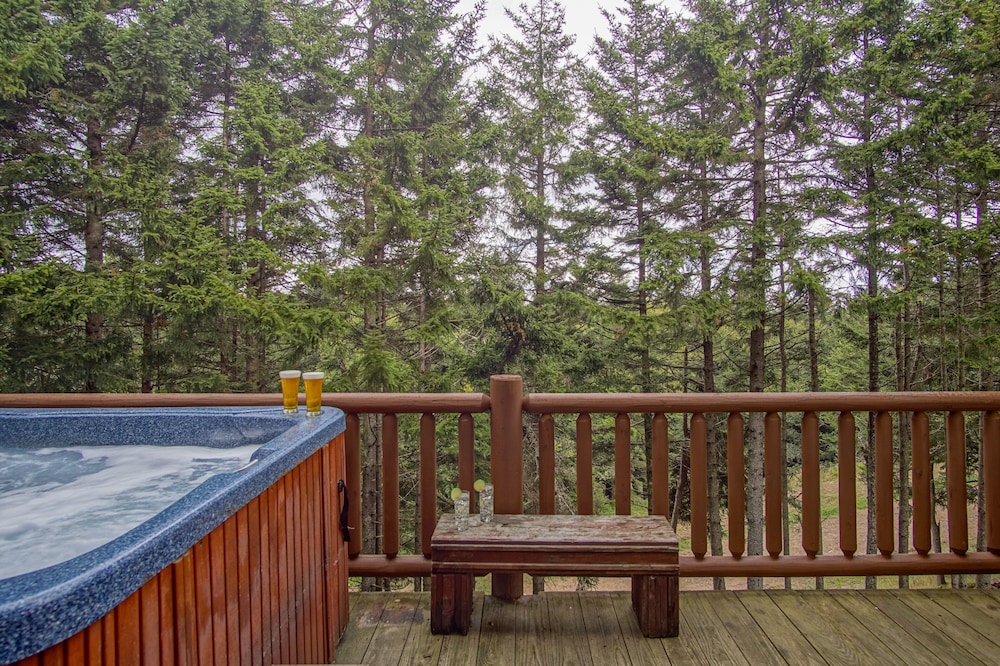 Loggers Run #8: 5 Bedrooms, 3.5 Baths