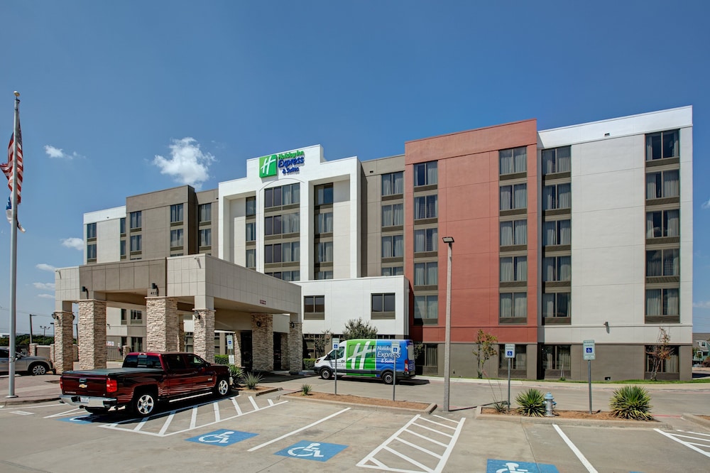 Hotel Holiday Inn Express & Suites Dallas Ft. Worth Airport South By Ihg