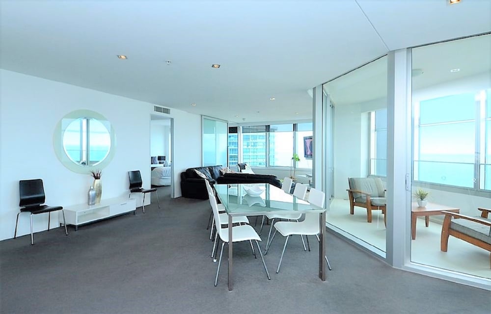 Surfers Paradise Vacations - Holidays Gold Coast - Property Image 1