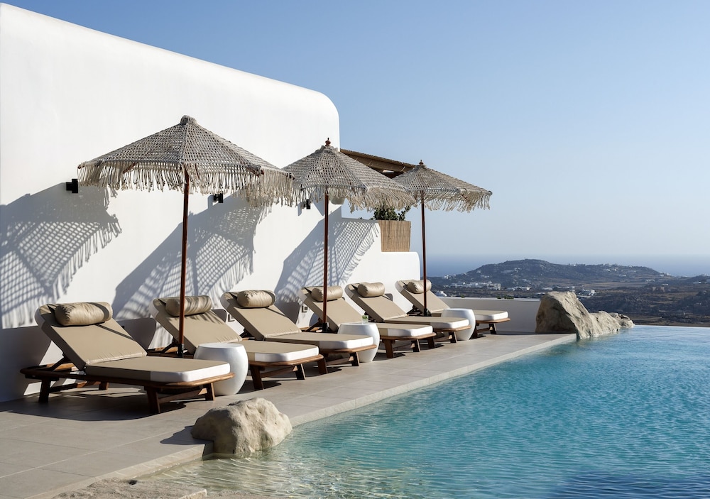 WhiteArt Suites