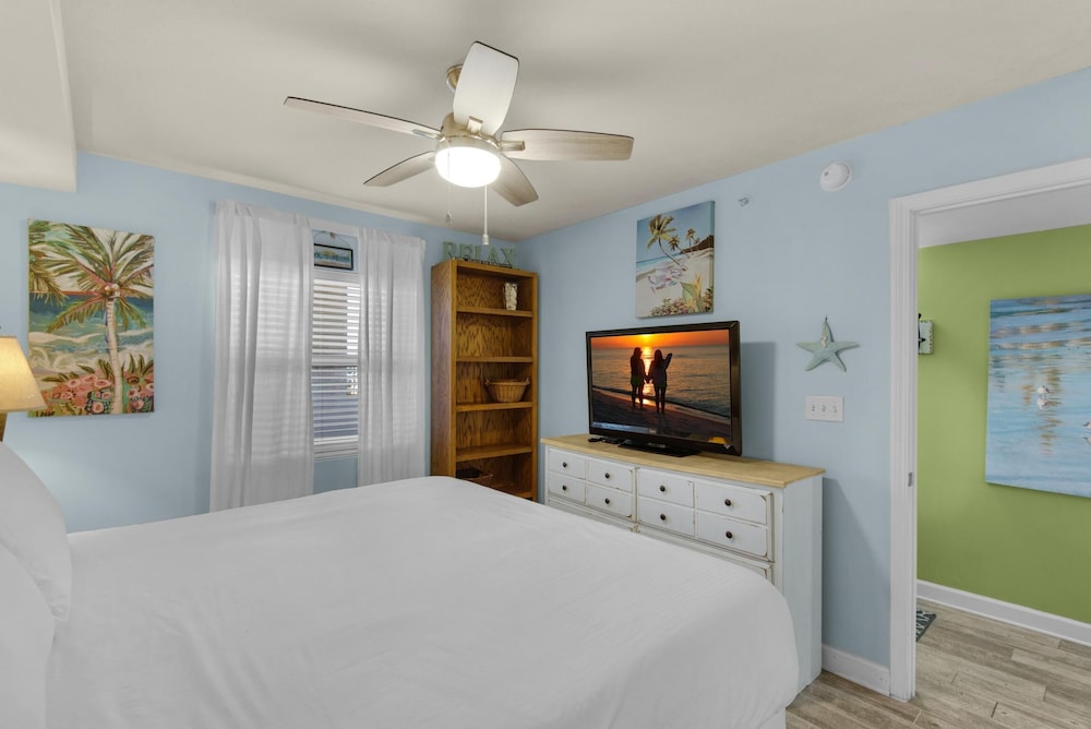 Pelican Isle 411