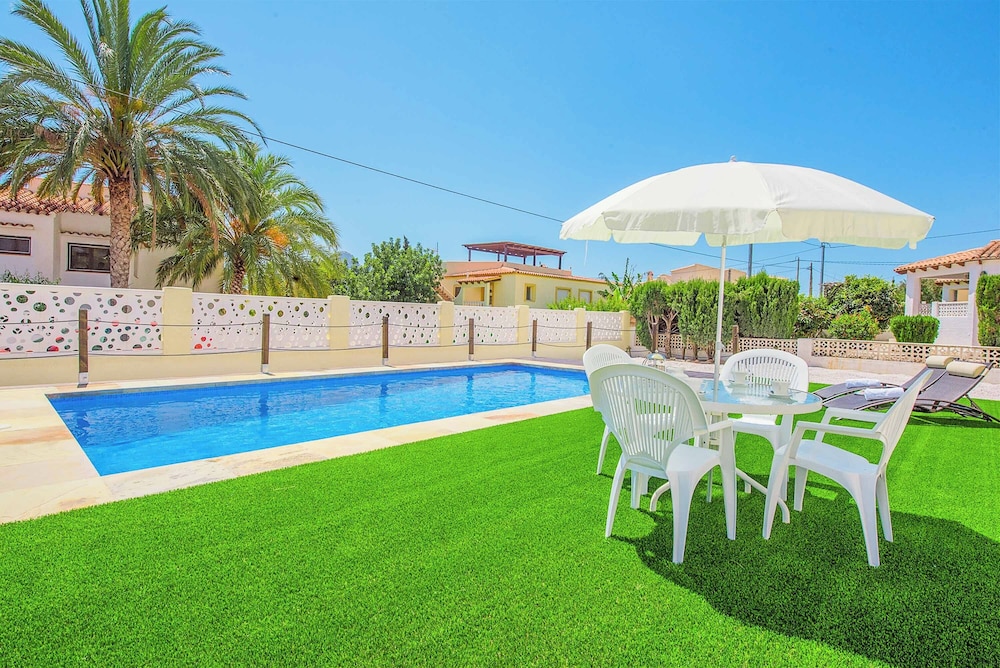 Villa Neus