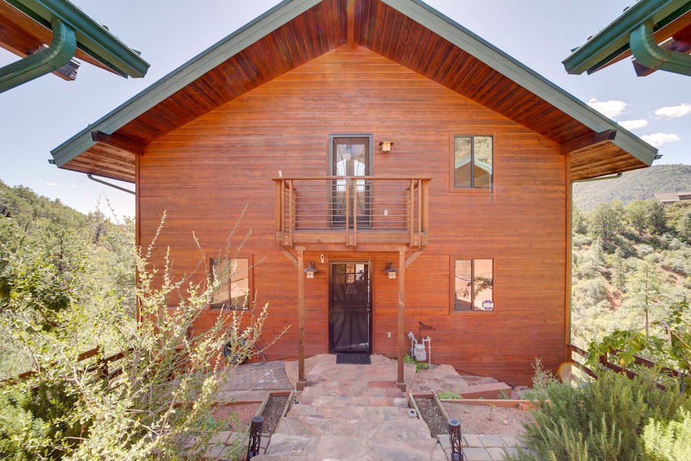 Cozy Pine Getaway w/ Fireplace  Mountain Views! - Property Image 21