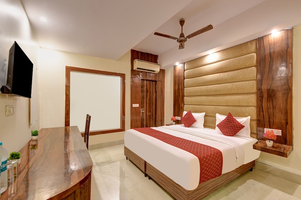 Fabhotel Golden Key Residency