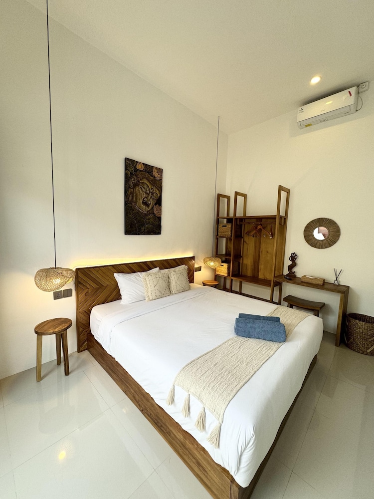 Villa Flora - Seseh Area