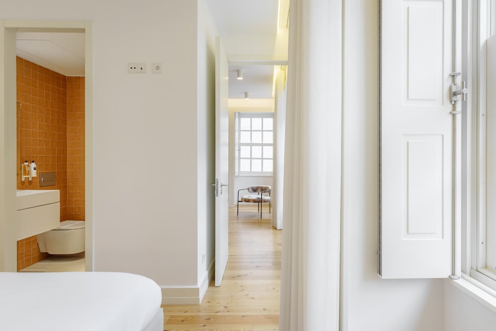 Feel Porto Cl Rigos Charm Flat 1 1