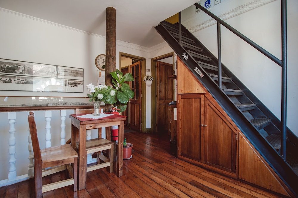 Providencia Bed and Breakfast view 3