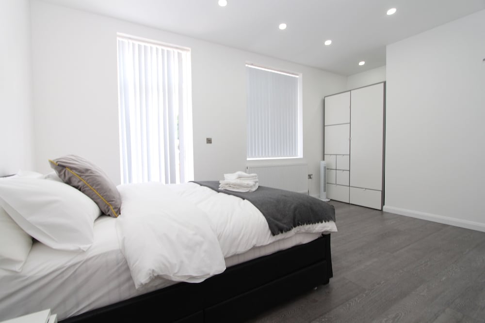 BlueGreen Suites