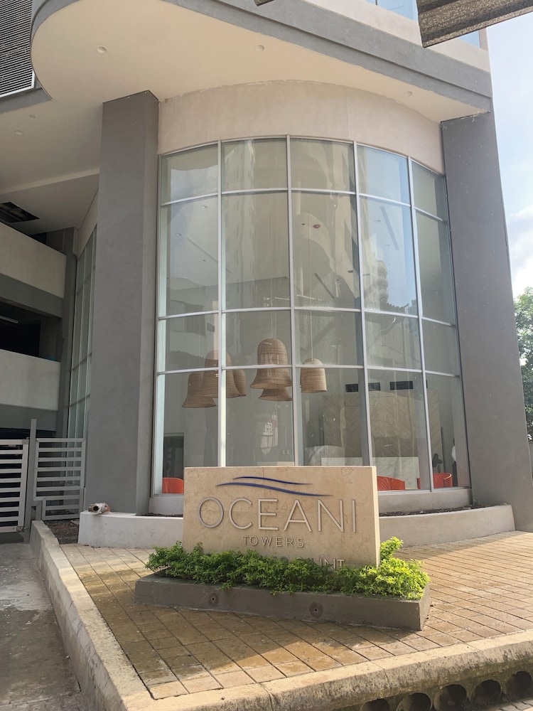 Oceani Towers 1006