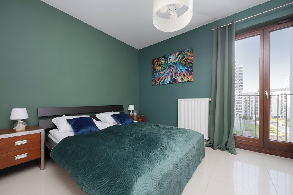 Cozy Apartment for 4 by Renters view 3