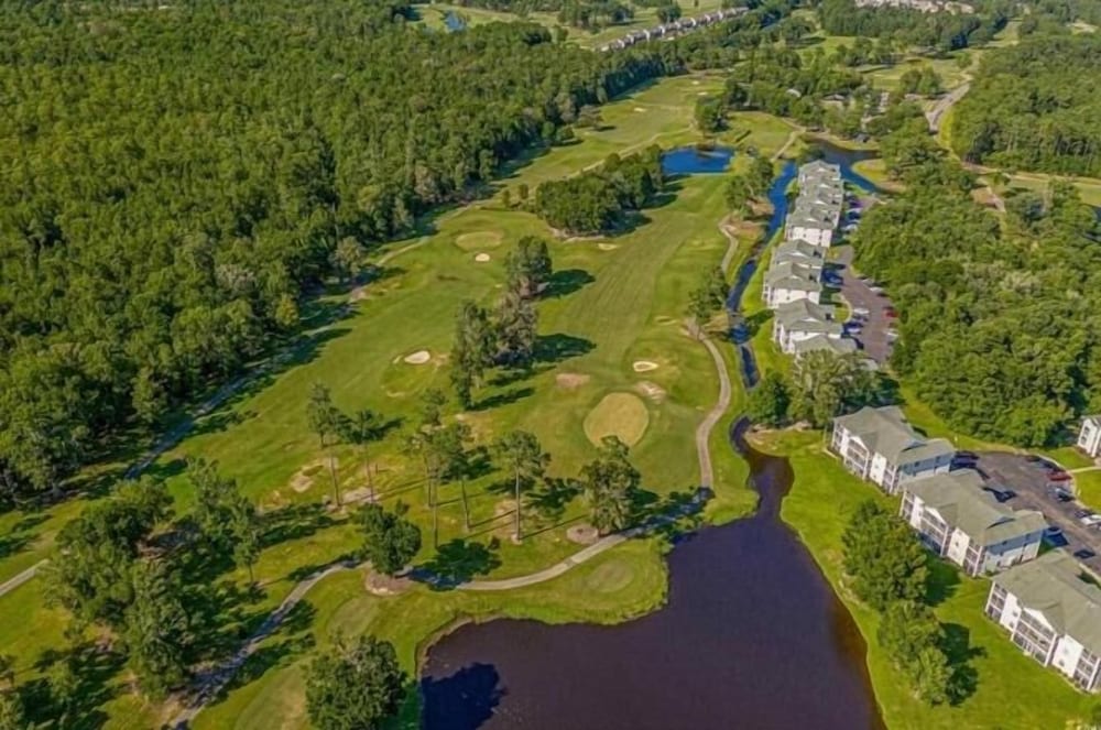 River Oaks 28g 2 Bedroom Condo