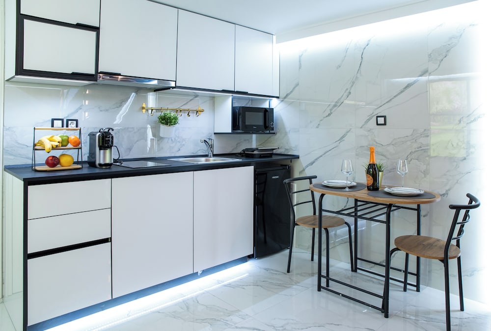 Koukaki Golden Lofts