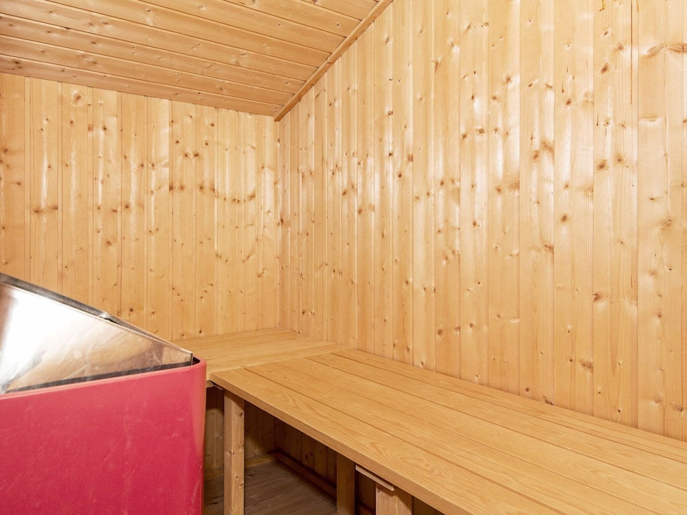 8 Person Holiday Home in Romo view 2