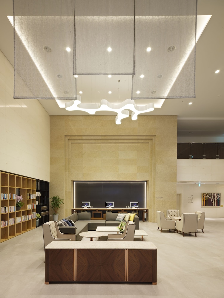 Venezia Hotel and Suite 6