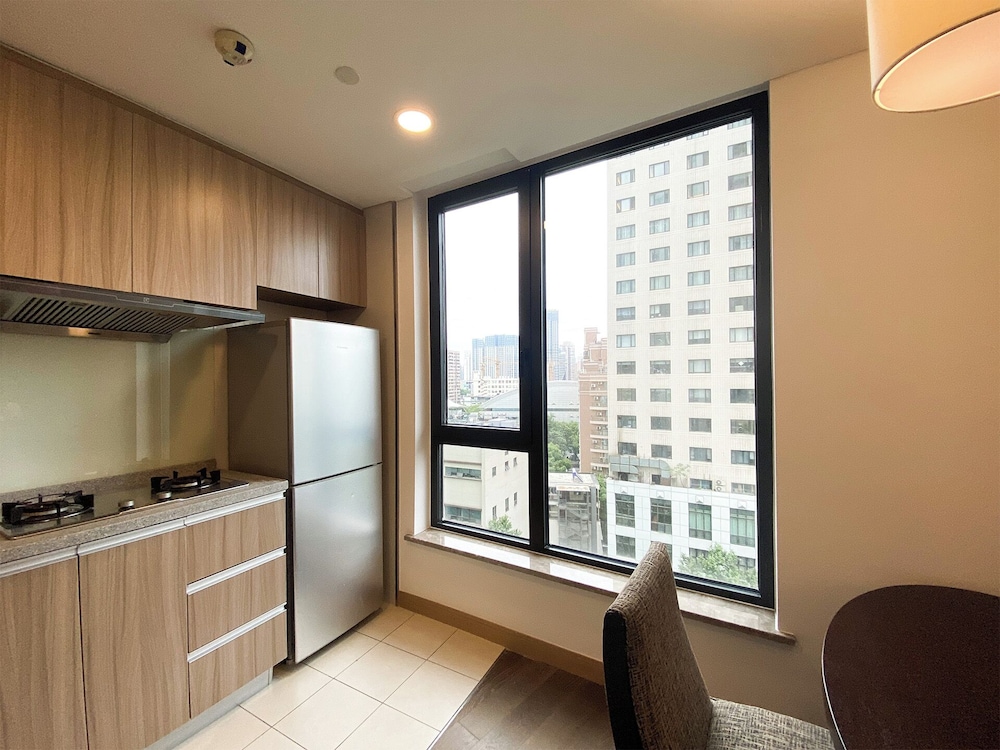 Tyms APT Hengshan RD Near IAPM K11 Line9