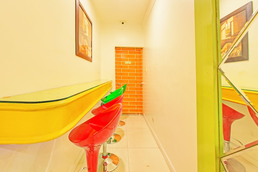 VIP Hostel, Evangelista, Makati Manila, Near PNR Pasay