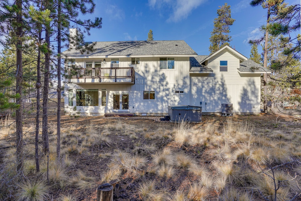 Mountain Home w/ Private Hot Tub & River Access! view 3