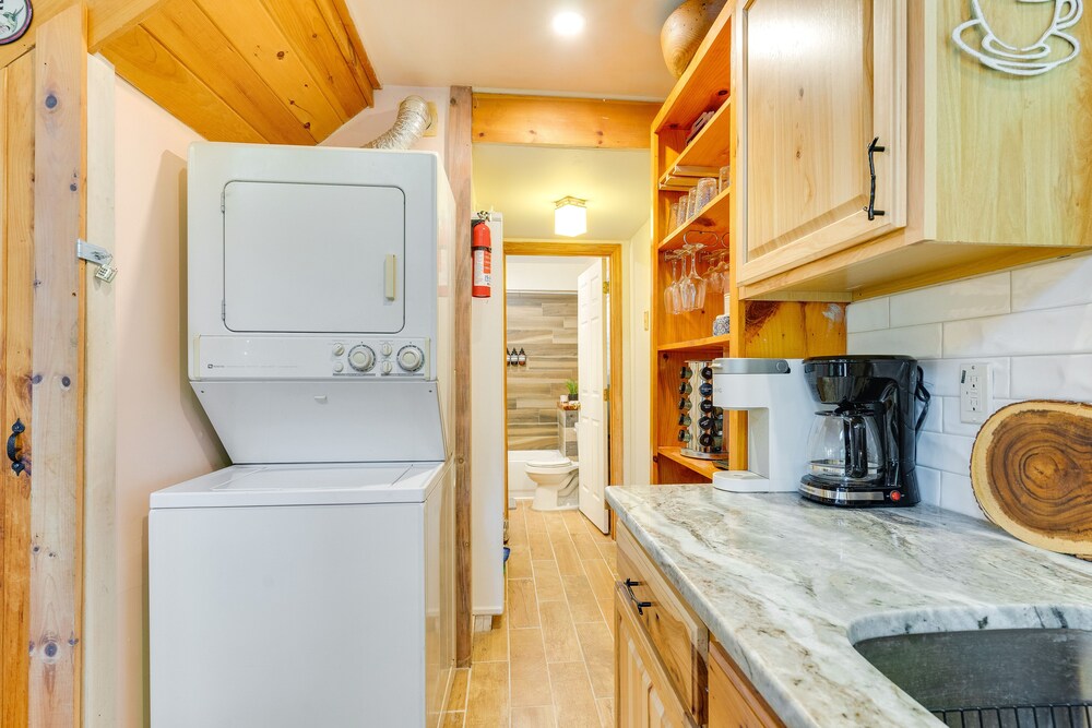 Secluded Murphy Cabin Rental on 2 Acres! view 3