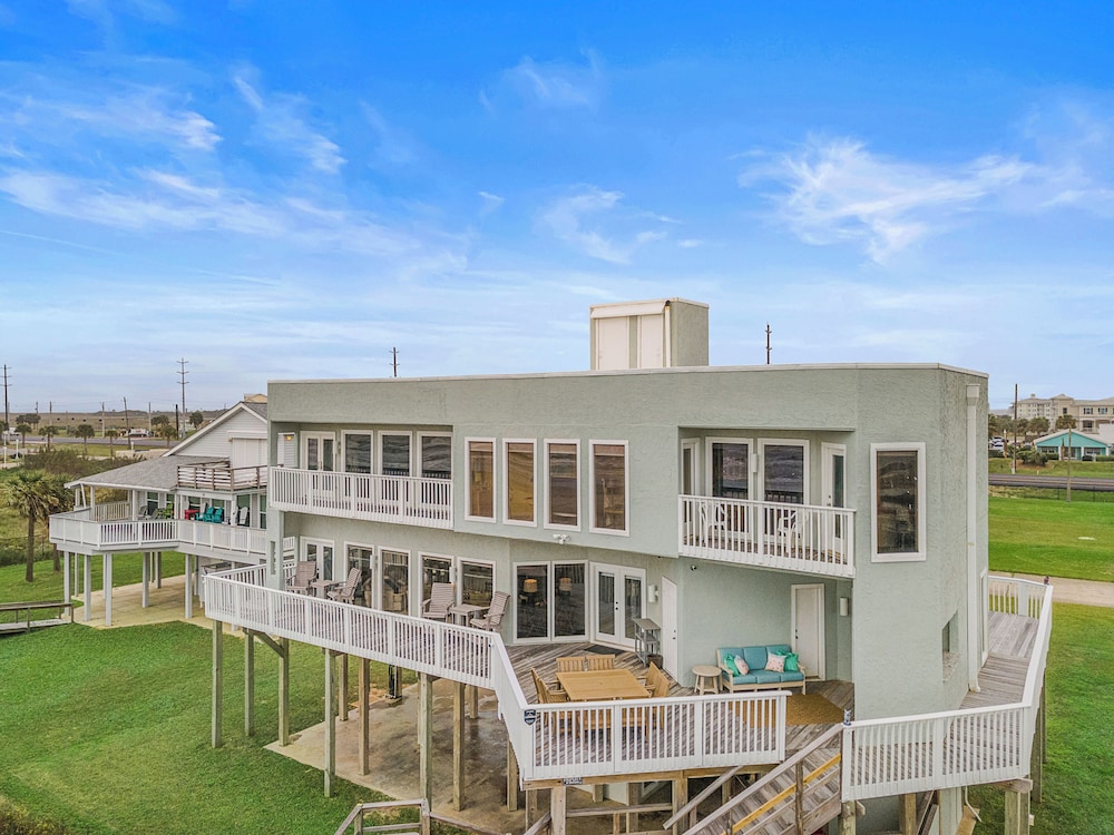 Butterfly Dunes by Ryson Vacation Rentals